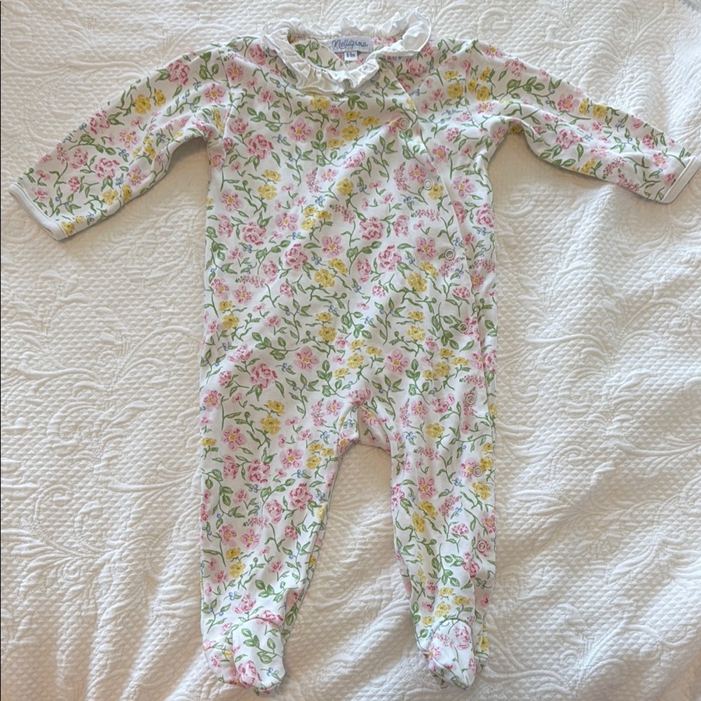Nellapima Floral Footie